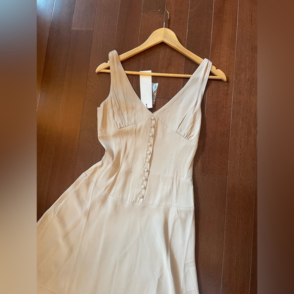 KOTN Dresses & Skirts - NWT KOTN Cream Button-Front V-Neck Dress